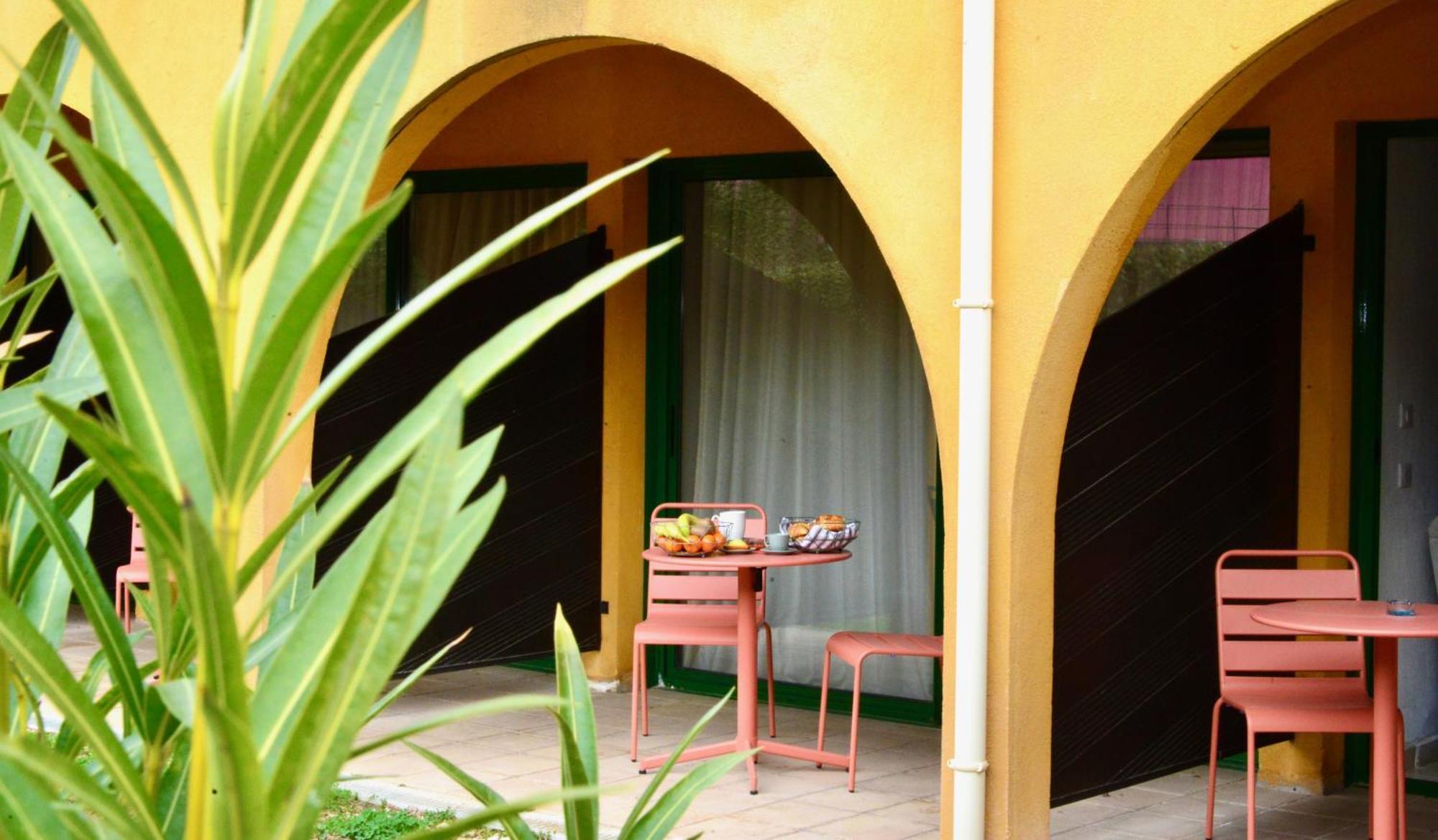 Best Western Gemenos en Provence Exterior foto